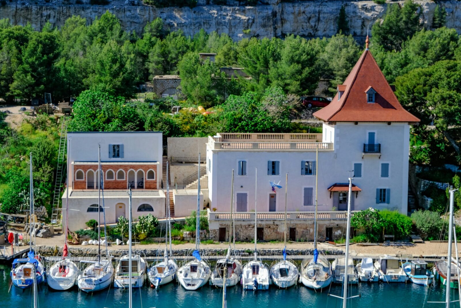 algarve villa travel guide