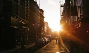 finding the right desk thtintdesign