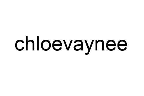 chloevaynee